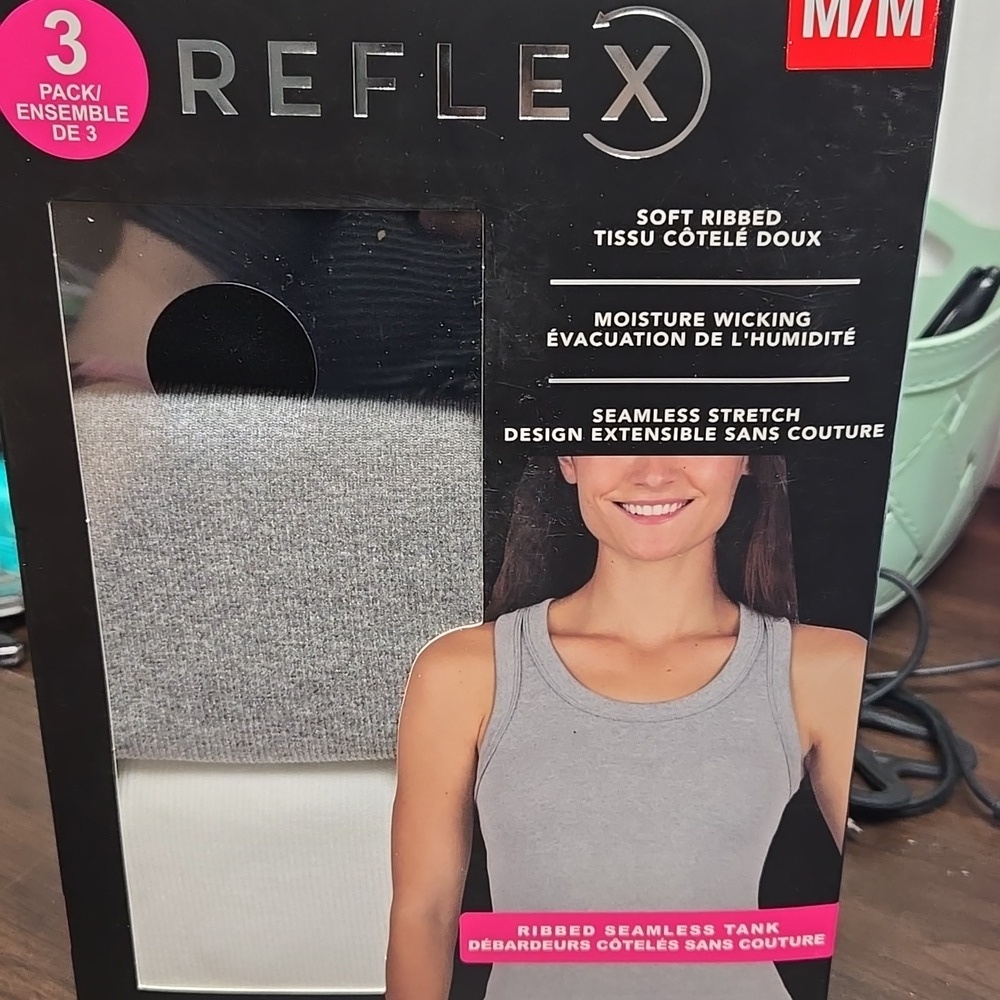 Reflex Size M 3 Pack of Soft Ribbed Seamless Tank Tops